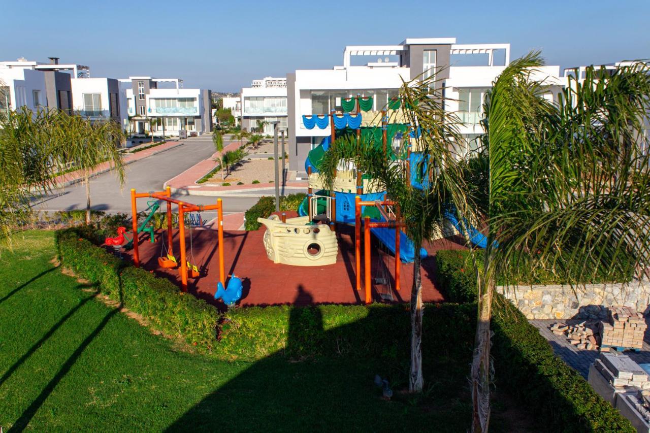 Four Seasons Life Rentals Trikomo Dış mekan fotoğraf